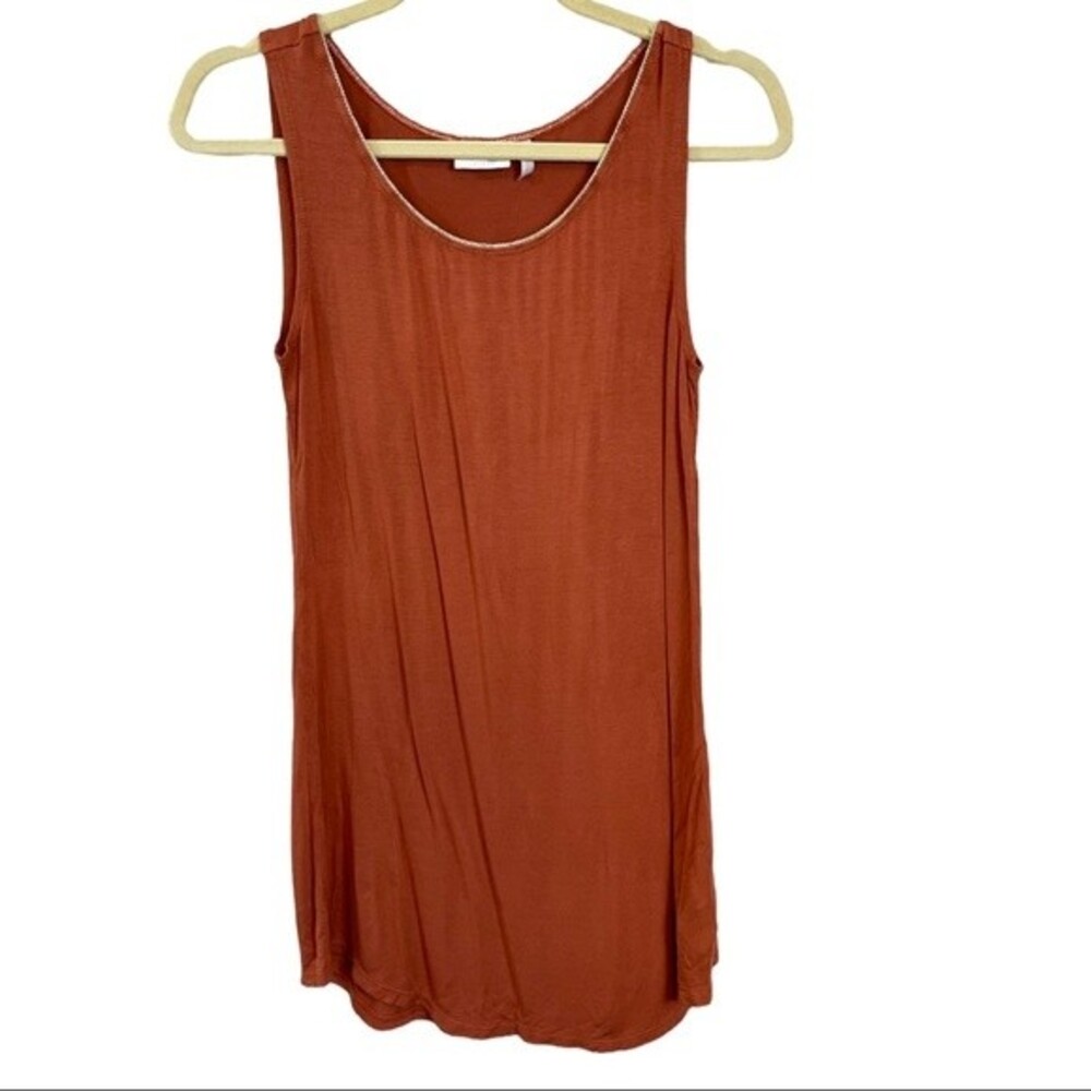 🥑5/$25 LOGO by Lori Goldstein “Layers” burnt orange knit tank XS